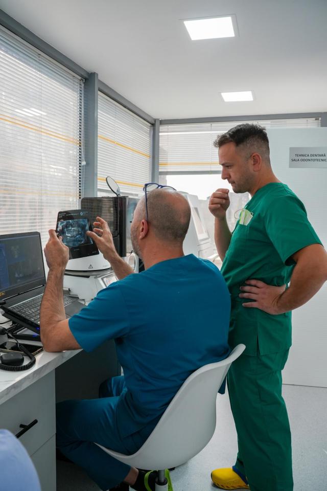 Clinică modernă pentru tratamente precise