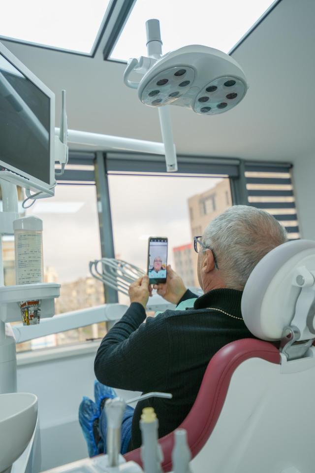 Clinică modernă pentru tratamente precise