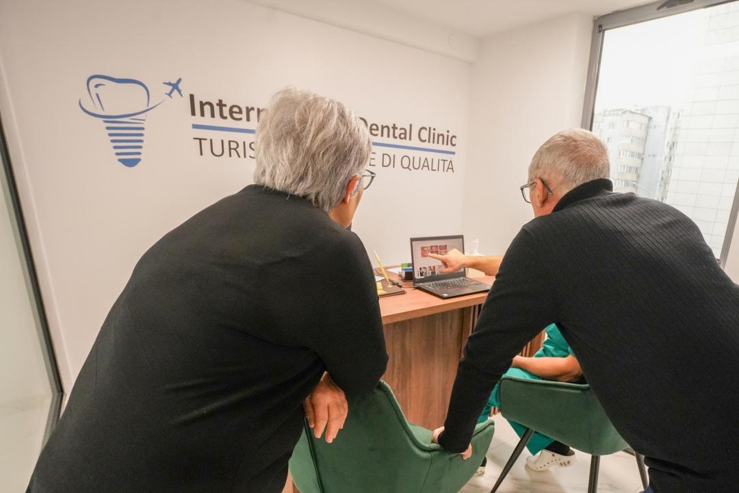 Clinică modernă pentru tratamente precise